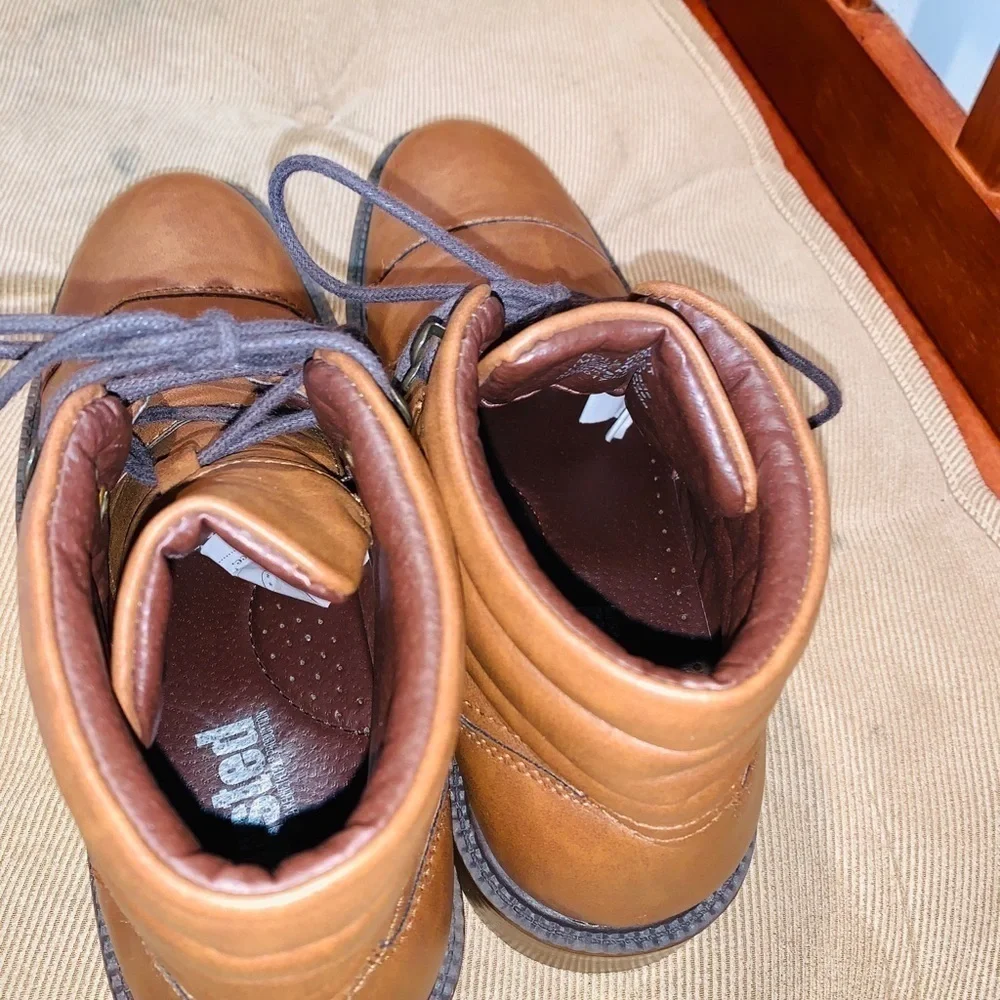 Unlisted By Kenneth Cole Cap Toe Ankle Boot - Picture 13 of 15